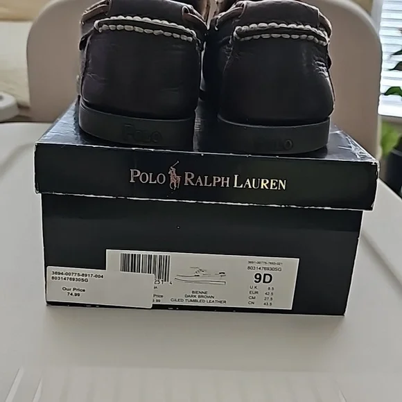 Shoe - Picture 3 of 4